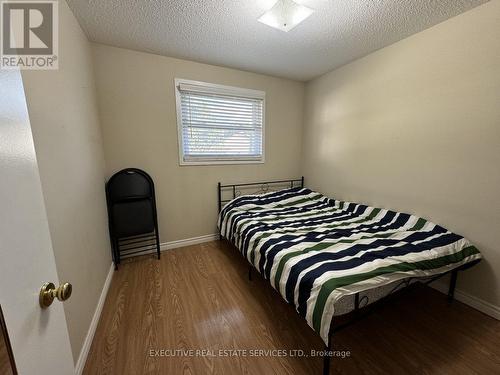 21 Salvia Court, London, ON - Indoor Photo Showing Bedroom