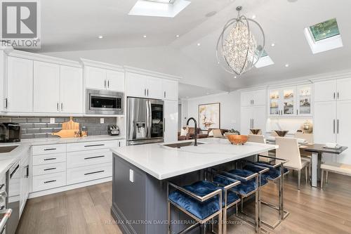 96 King High Avenue, Toronto, ON - Indoor Photo Showing Kitchen With Upgraded Kitchen