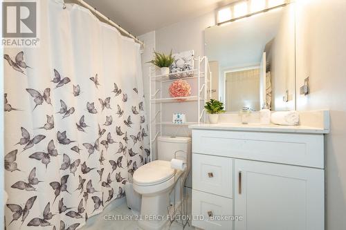 1612 - 121 Ling Road, Toronto, ON - Indoor Photo Showing Bathroom