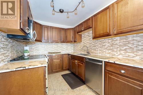 1612 - 121 Ling Road, Toronto, ON - Indoor Photo Showing Kitchen With Upgraded Kitchen