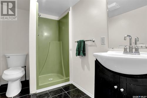 4457 Acadia Drive, Regina, SK - Indoor Photo Showing Bathroom