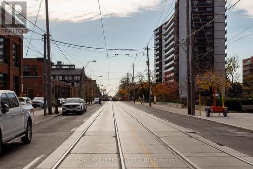 201 - 270 Dufferin Street, Toronto, ON - Outdoor