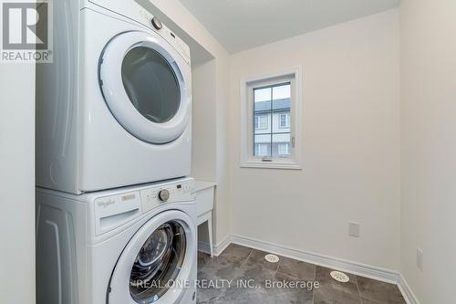 91 - 2280 Baronwood Drive, Oakville, ON - Indoor Photo Showing Laundry Room