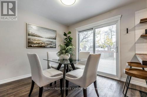 366 East 25Th Street, Hamilton, ON - Indoor Photo Showing Dining Room