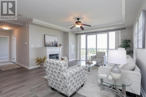 1008 - 1030 Coronation Drive, London, ON - Indoor Photo Showing Living Room With Fireplace