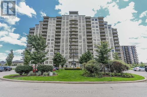 1008 - 1030 Coronation Drive, London, ON - Outdoor With Facade