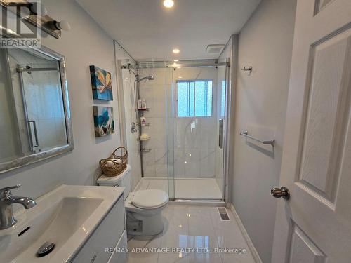 1390 Aldersbrook Road, London, ON - Indoor Photo Showing Bathroom