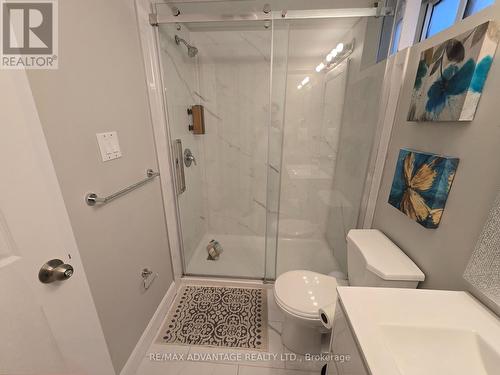 1390 Aldersbrook Road, London, ON - Indoor Photo Showing Bathroom