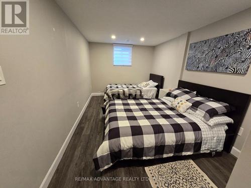 1390 Aldersbrook Road, London, ON - Indoor Photo Showing Bedroom