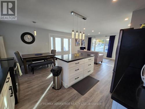 1390 Aldersbrook Road, London, ON - Indoor Photo Showing Other Room