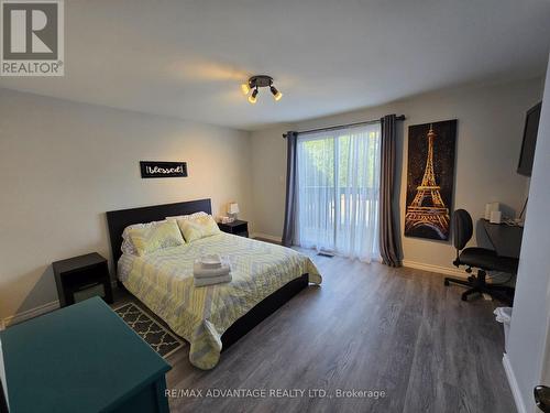 1390 Aldersbrook Road, London, ON - Indoor Photo Showing Bedroom