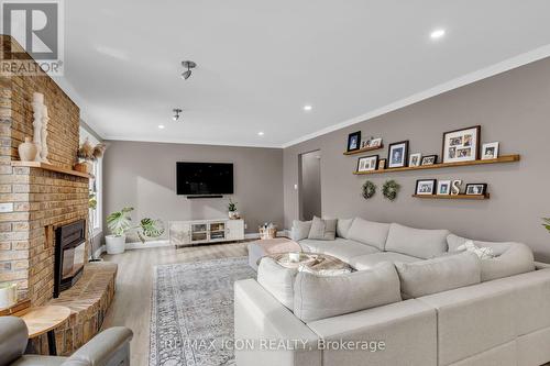 253 Minnie Street, Thames Centre, ON - Indoor Photo Showing Living Room With Fireplace