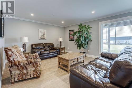 130 Amber Drive, Whitbourne, NL - Indoor Photo Showing Living Room