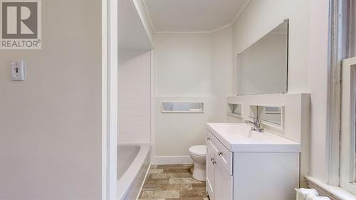 30 Raleigh Street, St. John'S, NL - Indoor Photo Showing Bathroom