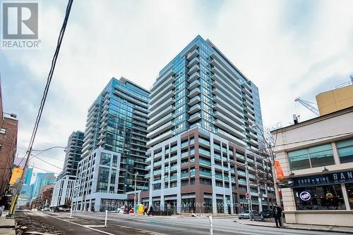 720 - 460 Adelaide Street, Toronto, ON - Outdoor With Balcony With Facade