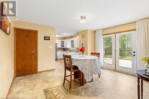 733036 Southgate Sideroad 73, Southgate, ON - Indoor Photo Showing Dining Room