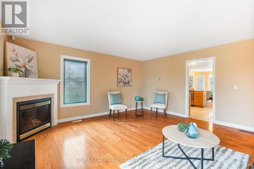 249 Ivey Crescent, Cobourg, ON - Indoor Photo Showing Living Room With Fireplace