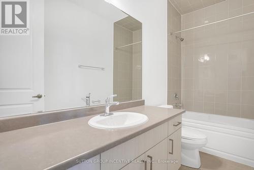 Upper - 59 Suzuki Street, Barrie, ON - Indoor Photo Showing Bathroom