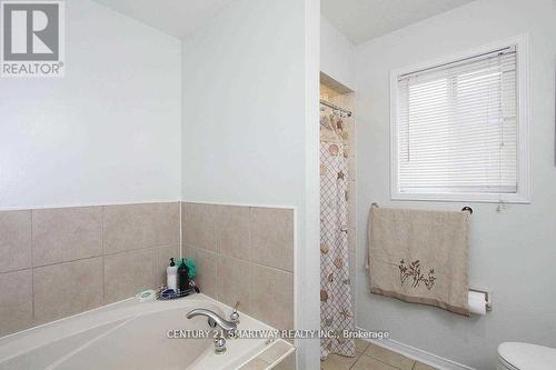 58 Feather Reed Way, Brampton, ON - Indoor Photo Showing Bathroom