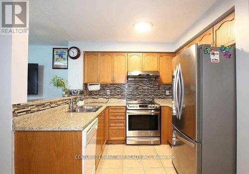 58 Feather Reed Way, Brampton, ON - Indoor Photo Showing Kitchen With Double Sink