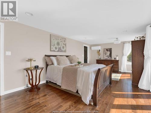 39 Woodbridge Drive, Amherstburg, ON - Indoor Photo Showing Bedroom