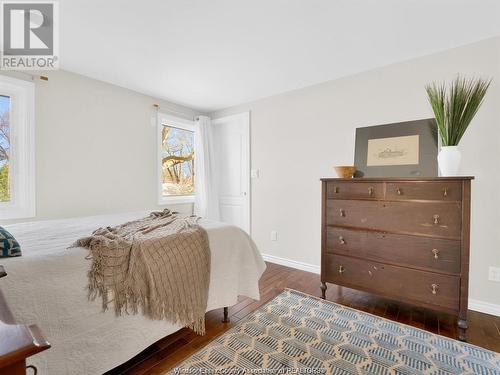 39 Woodbridge Drive, Amherstburg, ON - Indoor Photo Showing Bedroom