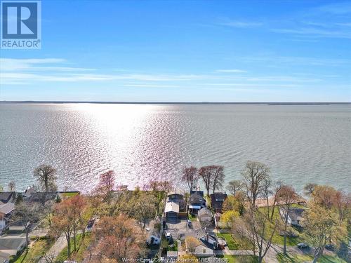 39 Woodbridge Drive, Amherstburg, ON - Outdoor With Body Of Water With View