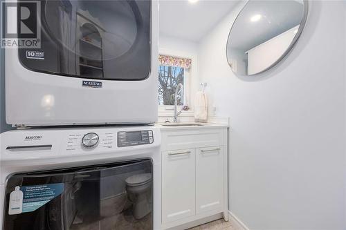 8448 Keith Street, Lambton Shores, ON - Indoor Photo Showing Laundry Room