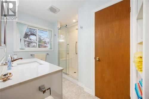 8448 Keith Street, Lambton Shores, ON - Indoor Photo Showing Bathroom