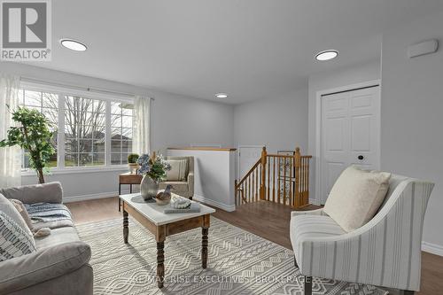 197 Kildare Avenue, Loyalist (Amherstview), ON - Indoor Photo Showing Living Room