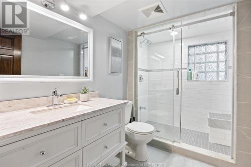 12139 Orchard, Tecumseh, ON - Indoor Photo Showing Bathroom