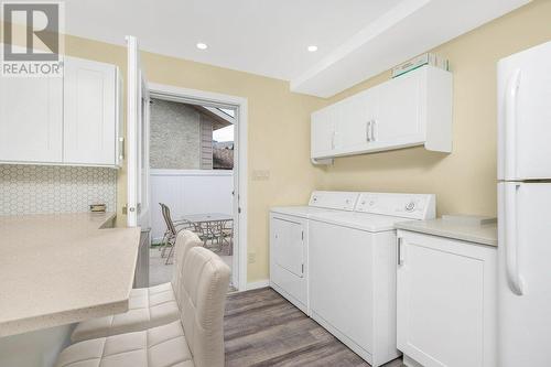 Grd flr suite - 2920 Allenby Way, Vernon, BC - Indoor Photo Showing Laundry Room