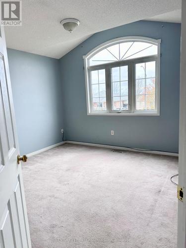 21 Axford Parkway, St. Thomas, ON - Indoor Photo Showing Other Room