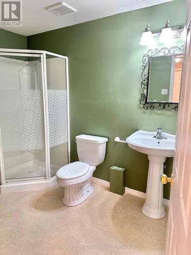 21 Axford Parkway, St. Thomas, ON - Indoor Photo Showing Bathroom