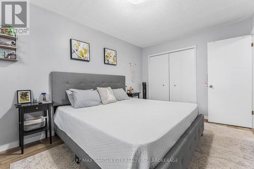 141 Woodrow Street, St. Catharines (455 - Secord Woods), ON - Indoor Photo Showing Bedroom