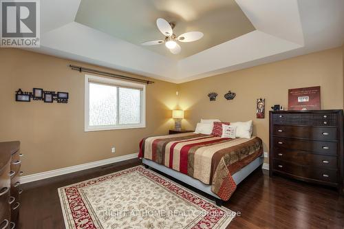 22 Lavender Place, Belleville, ON - Indoor Photo Showing Kitchen With Double Sink With Upgraded Kitchen