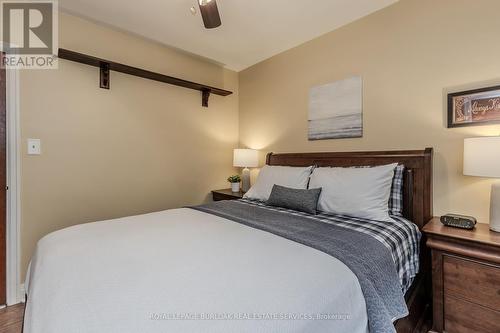 1 Wilmar Court, Hamilton, ON - Indoor Photo Showing Bedroom