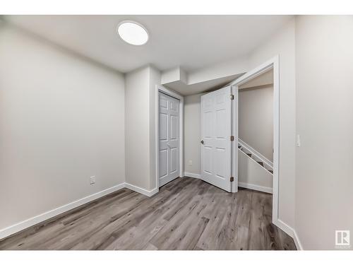 7008 157 Av Nw, Edmonton, AB - Indoor Photo Showing Other Room