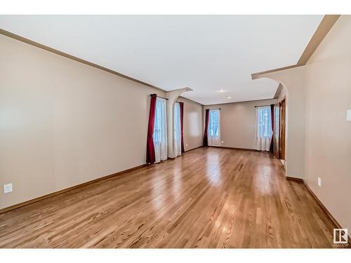 7008 157 Av Nw, Edmonton, AB - Indoor Photo Showing Other Room