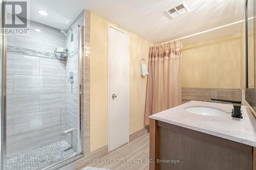 403 - 75 King Street E, Mississauga, ON - Indoor Photo Showing Bathroom