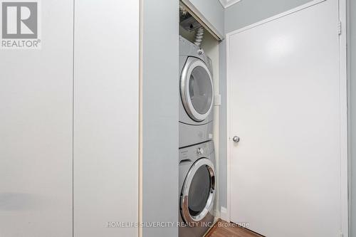 403 - 75 King Street E, Mississauga, ON - Indoor Photo Showing Laundry Room