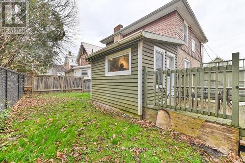 30 Cedar Street, Belleville, ON - Outdoor