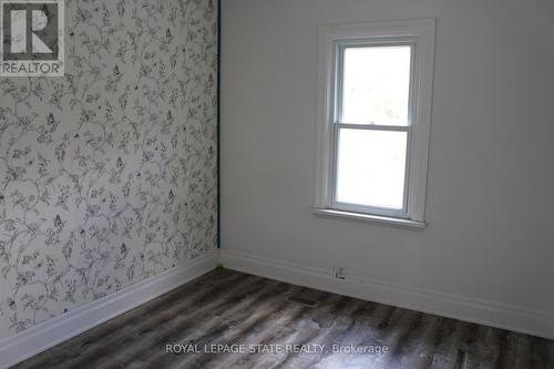 304 Nelson Street, Brantford, ON - Indoor Photo Showing Other Room