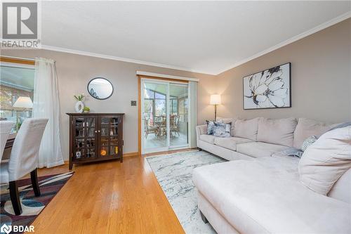 726 Greycedar Crescent, Mississauga, ON - Indoor Photo Showing Living Room