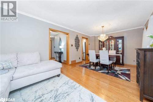 726 Greycedar Crescent, Mississauga, ON - Indoor Photo Showing Living Room