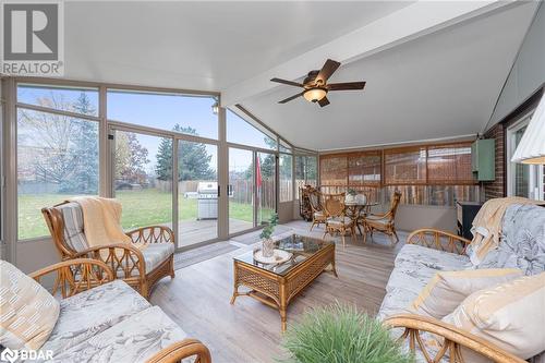 726 Greycedar Crescent, Mississauga, ON - Indoor Photo Showing Living Room