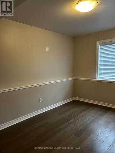 1056 Beach Boulevard, Hamilton (Hamilton Beach), ON - Indoor Photo Showing Other Room