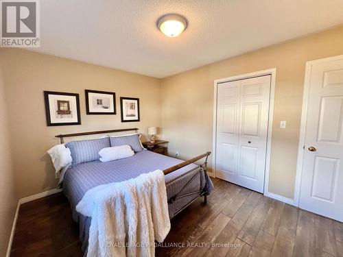 118 Raglan Street, Brighton, ON - Indoor Photo Showing Bedroom