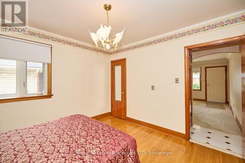 80.5 Pine Street S, Thorold (557 - Thorold Downtown), ON - Indoor Photo Showing Bedroom