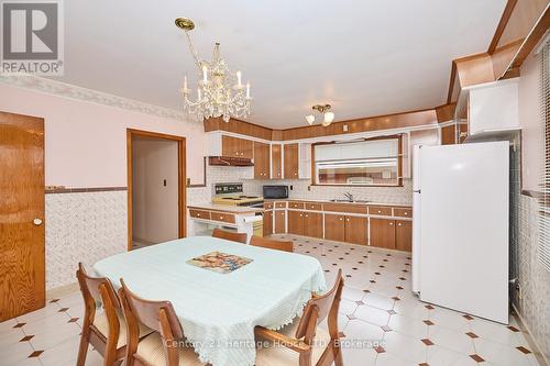 80.5 Pine Street S, Thorold (557 - Thorold Downtown), ON - Indoor Photo Showing Dining Room